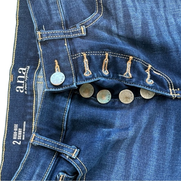 A.N.A. A New Approach High Rise Skinny Jeans | Size 2 - Picture 3 of 4